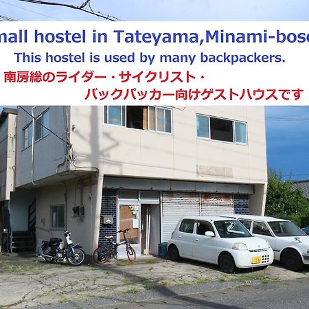 Tateyama Wheels Guest House Esterno foto